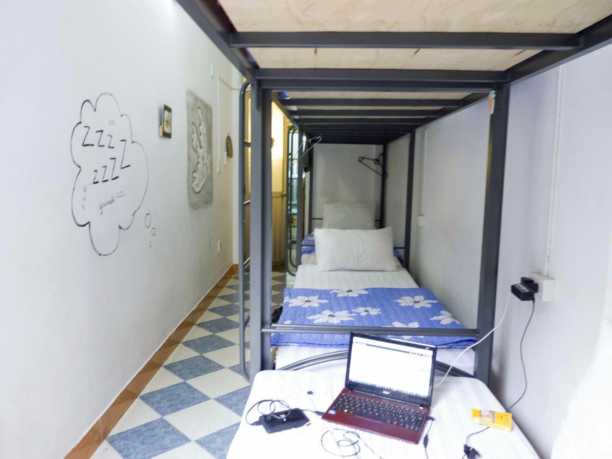 Daisy Hostel Hanoï Extérieur photo