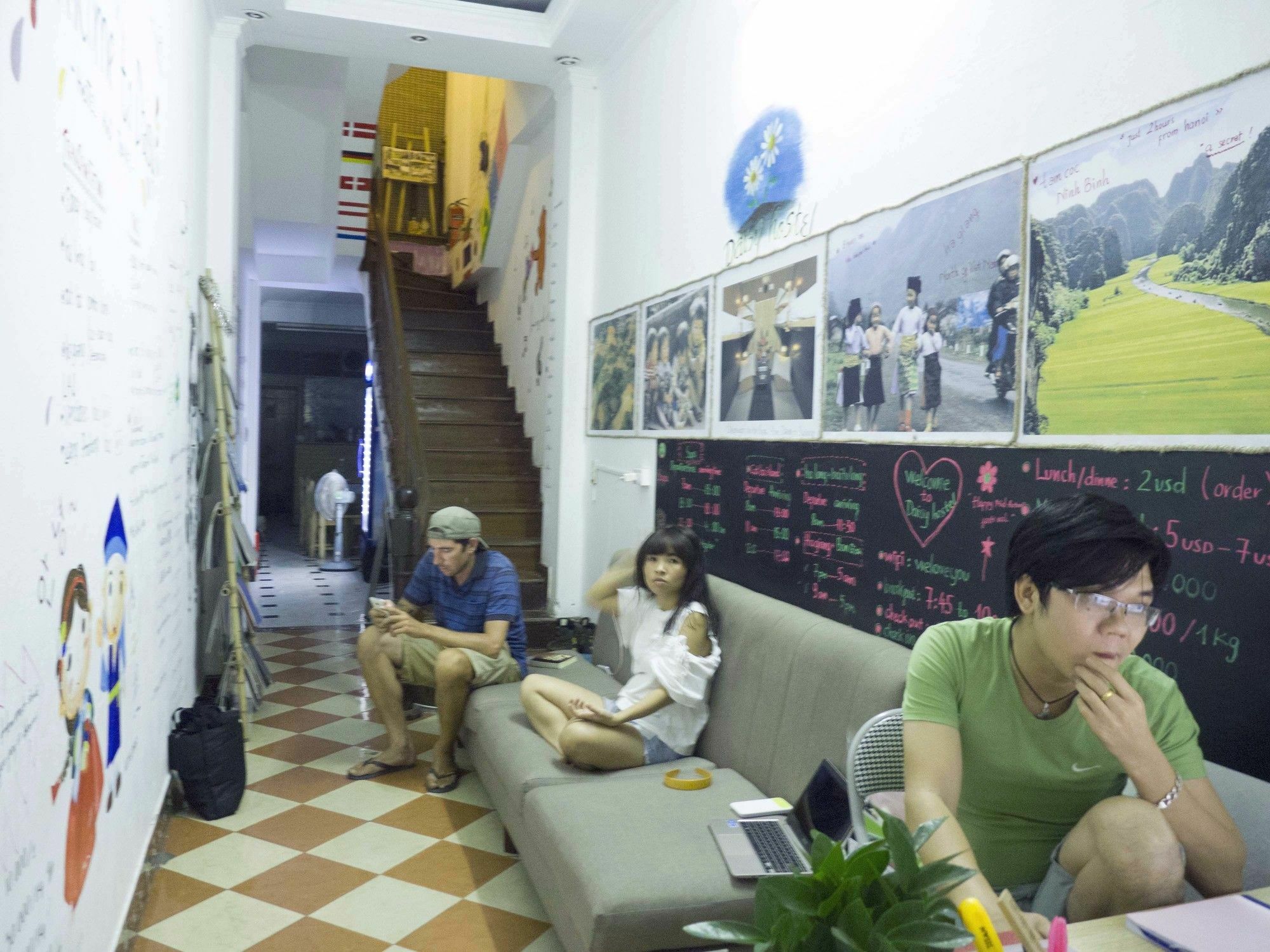 Daisy Hostel Hanoï Extérieur photo
